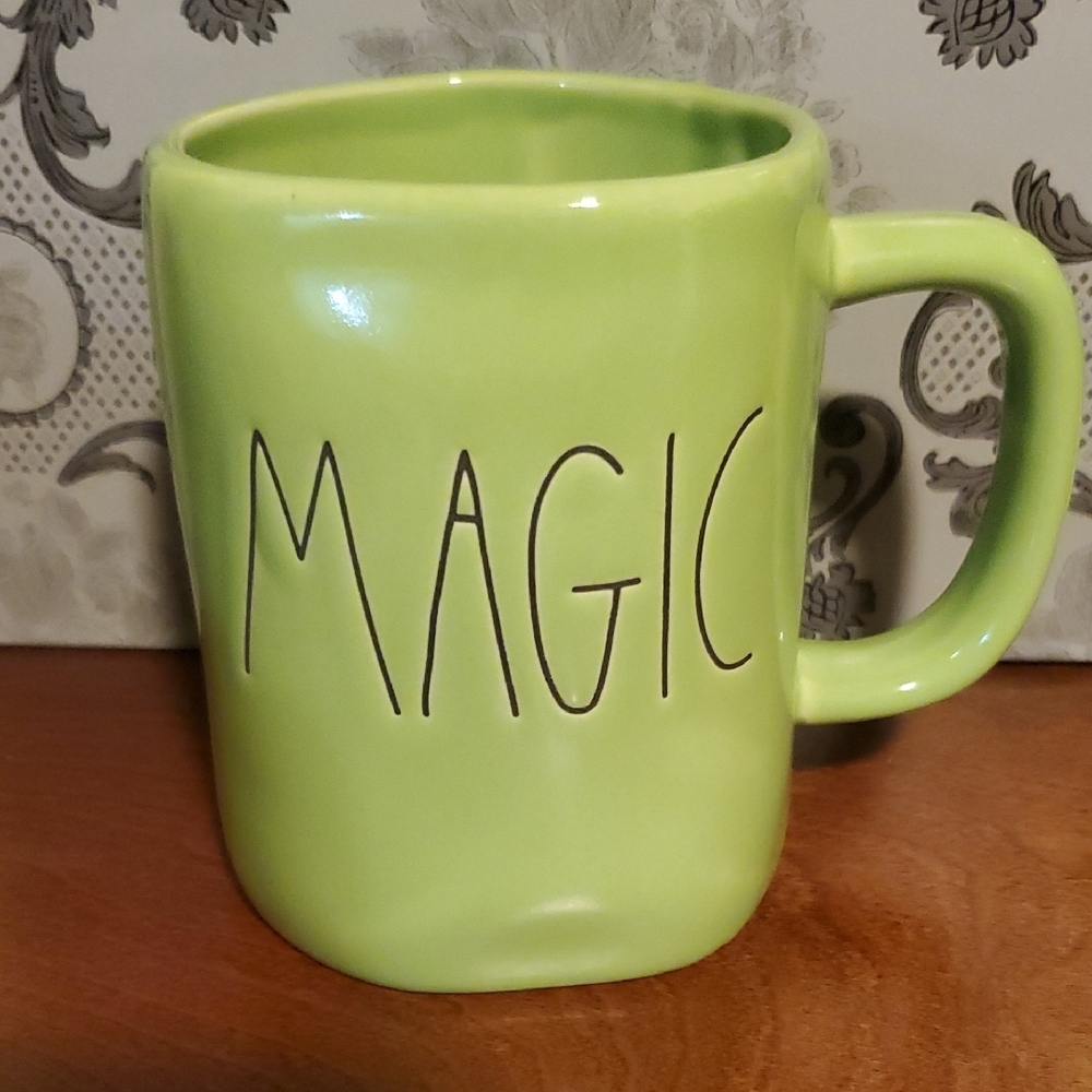 Magic Green Mug